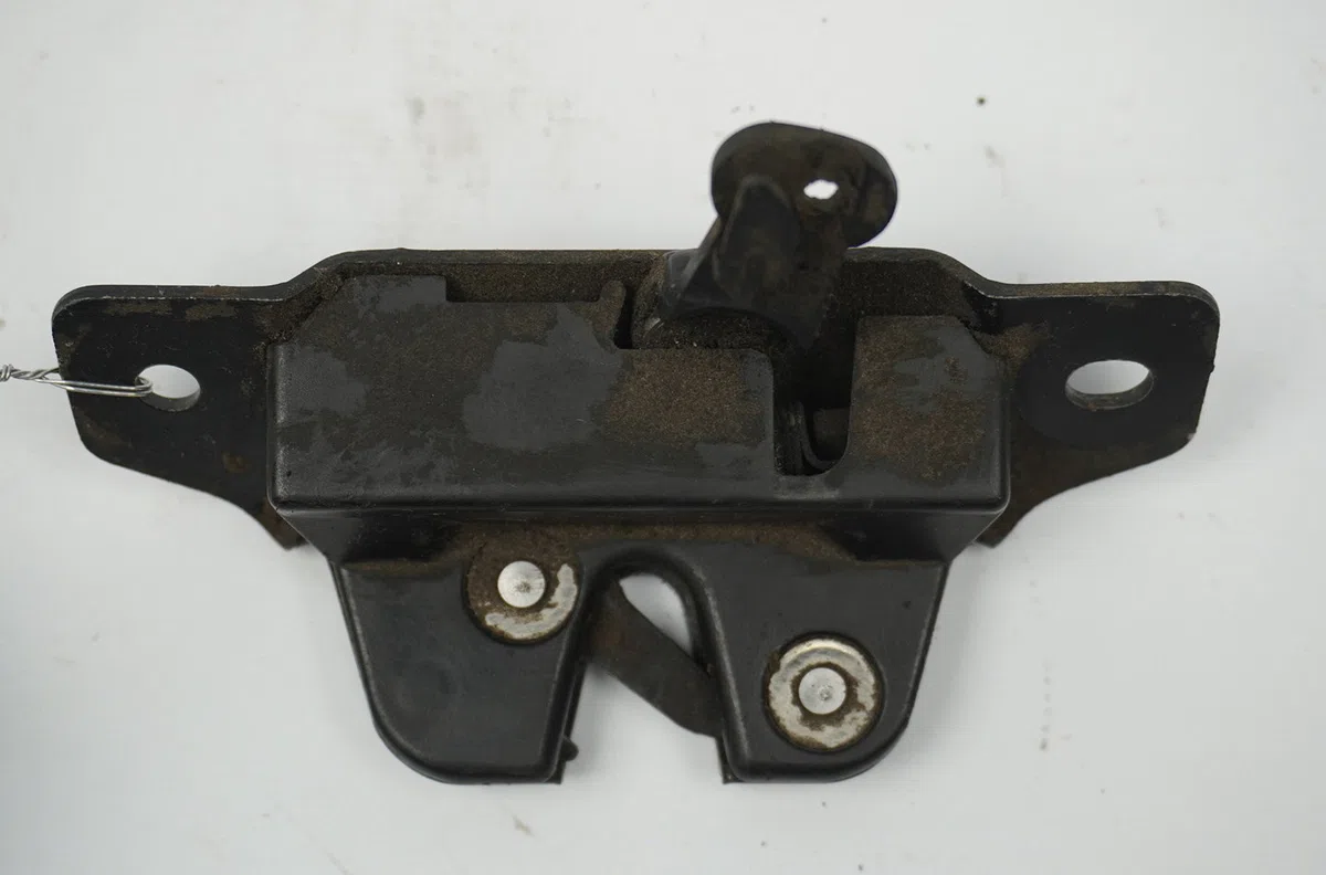 Serrure hayon Peugeot PARTNER Monospace (5_, G_) 2.0 hdi (2000-2008) 3 portes occasion
