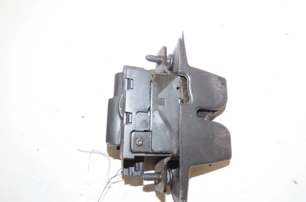 Serrure hayon Renault LAGUNA III Grandtour (KT0-1) 1.5 dci (kt0a, kt0r, kt02) (2007-2015) occasion