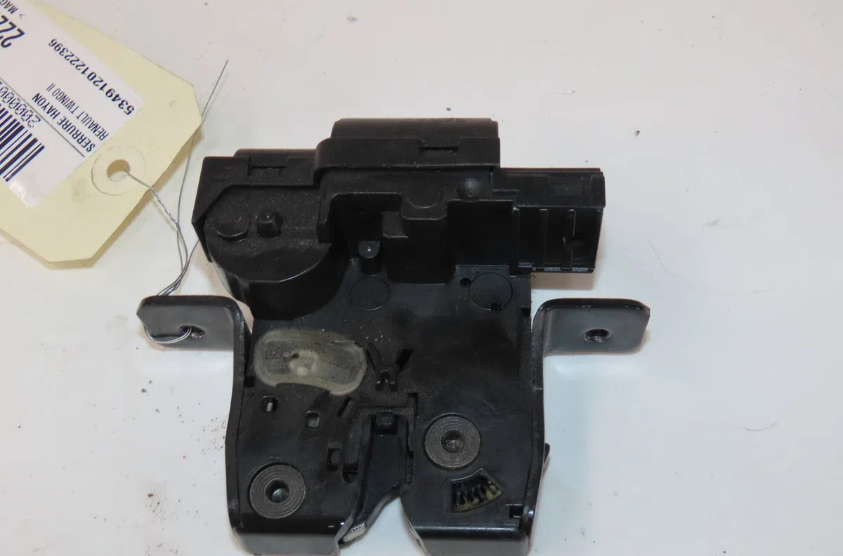 Serrure hayon Renault TWINGO II (CN0_) 1.2 16v (cn04, cn0a, cn0b) (2007-2014) 3 portes occasion