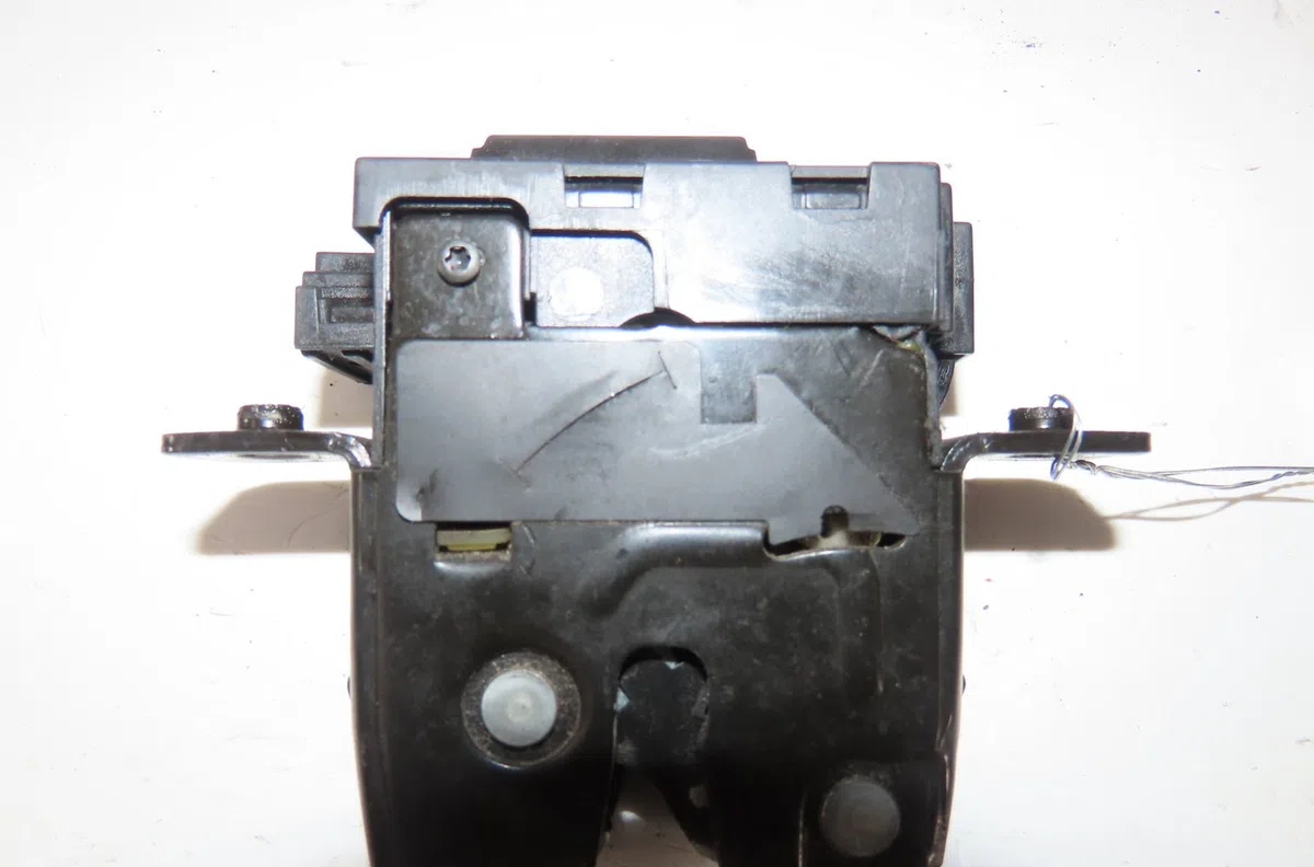 Serrure hayon Renault TWINGO II (CN0_) 1.5 dci (cn0e) (2007-2014) 3 portes occasion