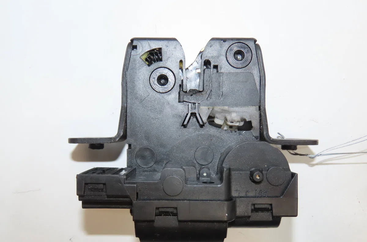 Serrure hayon Renault VEL SATIS (BJ0_) 2.0 16v turbo (bj0k) (2002-2009) occasion