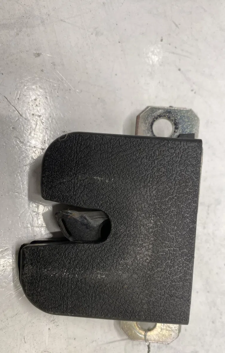 Serrure hayon Seat IBIZA III (6L1) 1.4 tdi (2002-2005) 3 portes occasion
