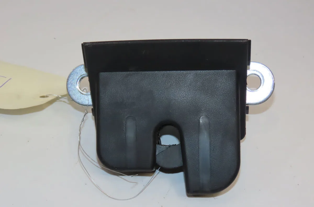 Serrure hayon Seat IBIZA IV (6J5, 6P1) 1.2 tsi (2010-2012) occasion
