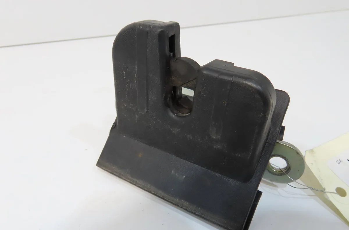 Serrure hayon Seat IBIZA IV (6J5, 6P1) 1.9 tdi (2008-2010) occasion