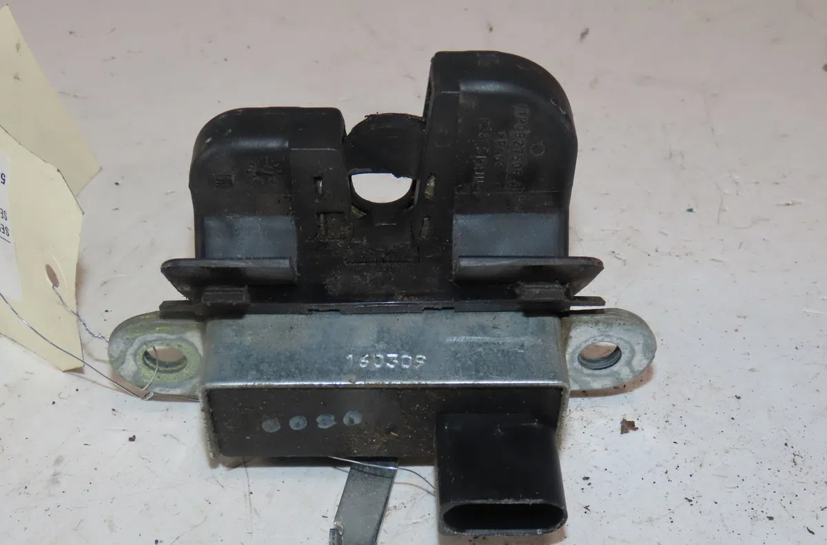 Serrure hayon Seat LEON (1P1) 2.0 tdi (2005-2010) occasion