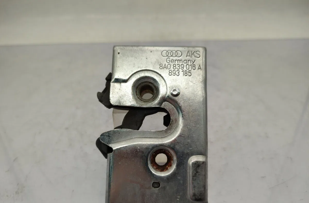 Serrure porte ard AUDI 80 3 AVANT PHASE 2 BREAK occasion