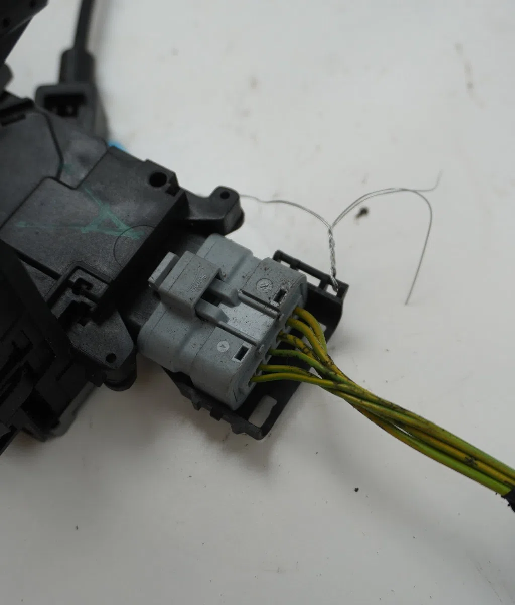 Serrure porte ard Citroen C3 PICASSO (SH_) 1.6 hdi 90 (2010) 5 portes occasion