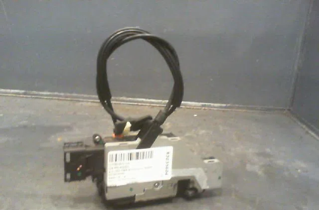 Serrure porte ard CITROEN C4 2008 occasion
