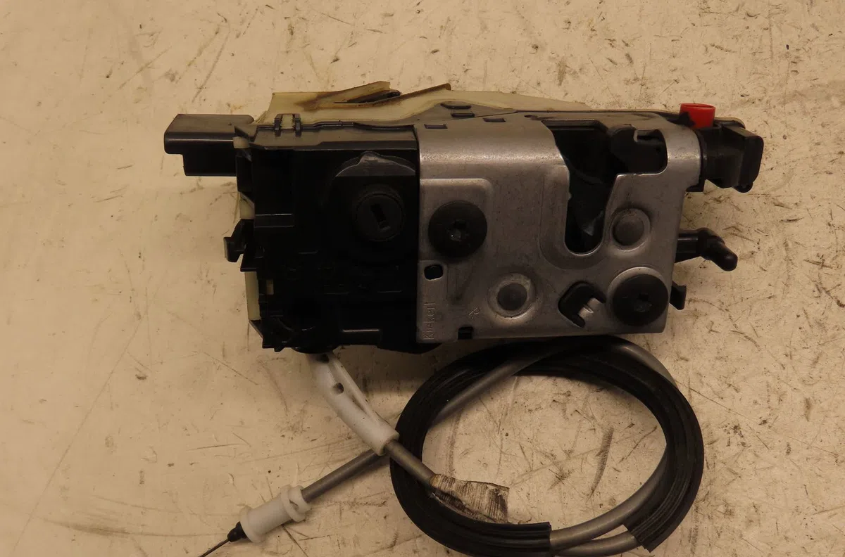 Serrure porte ard Citroen C4 II (NC_) 1.6 hdi 115 (2012) occasion