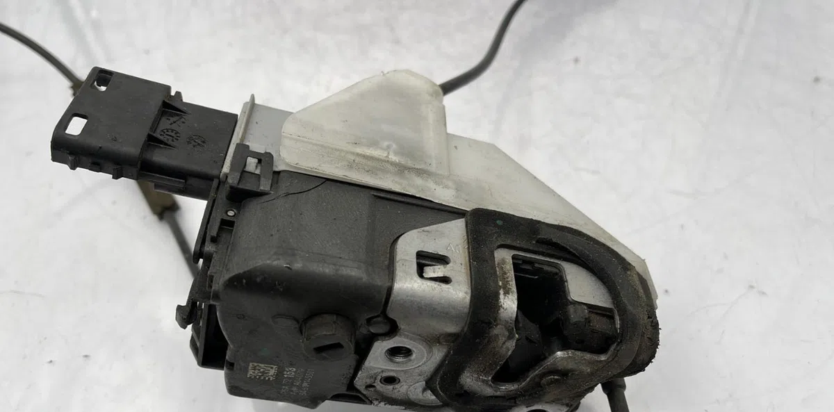 Serrure porte ard CITROEN C5 2 BREAK occasion