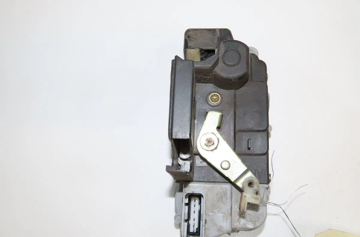 Serrure porte ard Citroen C5 I Break (DE_) 2.0 hdi (derhzb, derhze) (2001-2004) occasion