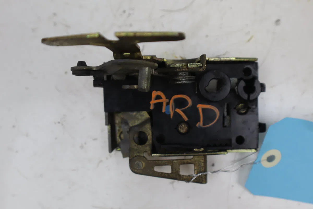 Serrure porte ard Citroen SAXO (S0, S1) 1.1 x, sx (1996-2003) 5 portes occasion