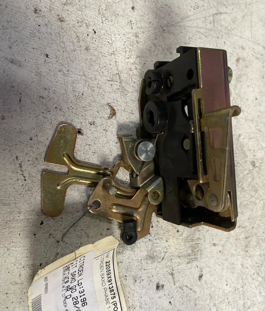 Serrure porte ard Citroen SAXO (S0, S1) 1.5 d (1996-2001) 5 portes occasion
