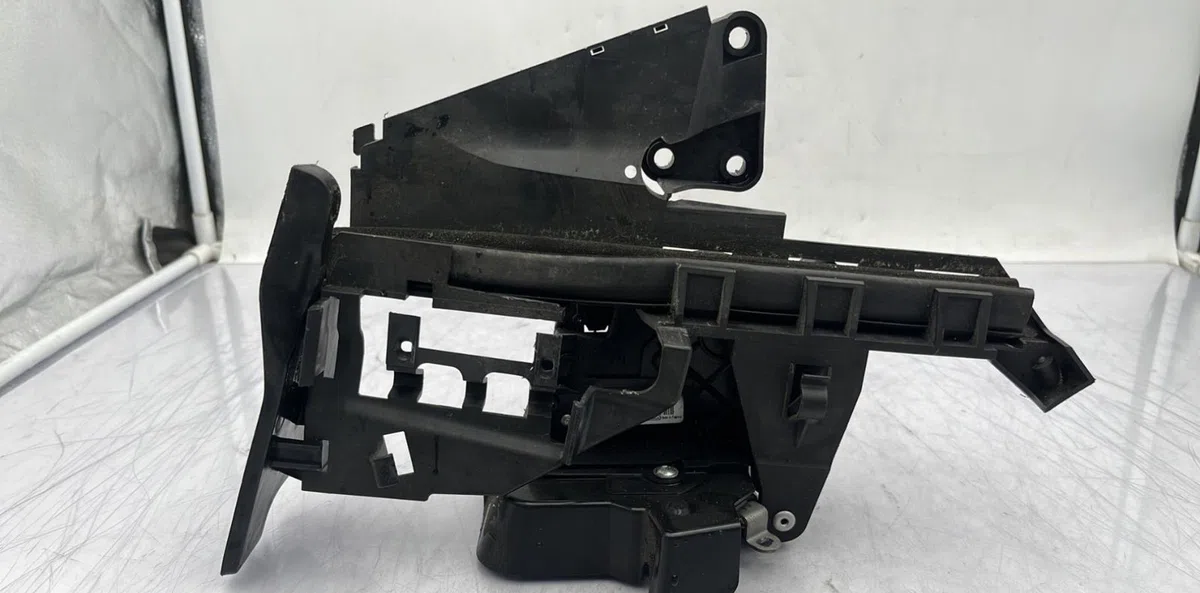 Serrure porte ard FORD C-MAX 1 PHASE 2 occasion