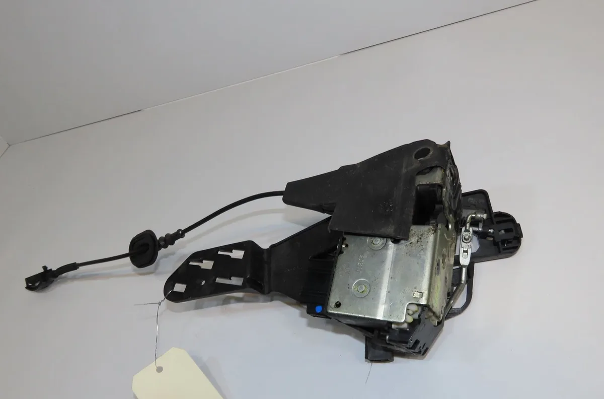 Serrure porte ard Ford FIESTA V (JH_, JD_) 1.4 tdci (2001-2008) 5 portes occasion