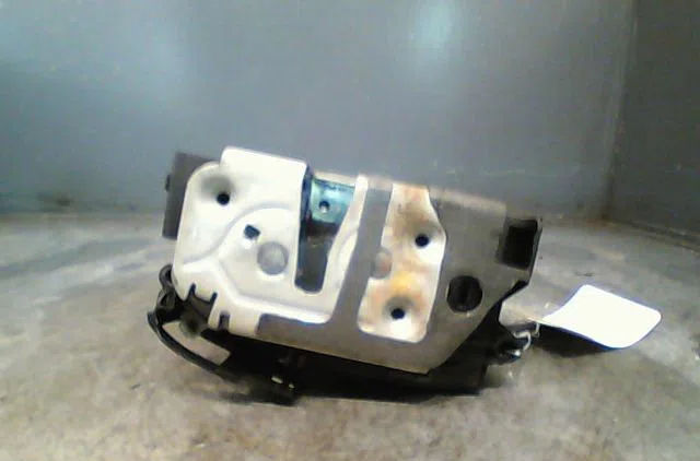 Serrure porte ard Ford FIESTA VI (CB1, CCN) 1.0 ecoboost (2013) occasion