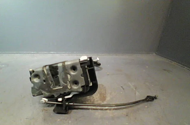 Serrure porte ard Ford FOCUS C-MAX (DM2) 1.8 tdci (2005-2007) 5 portes occasion