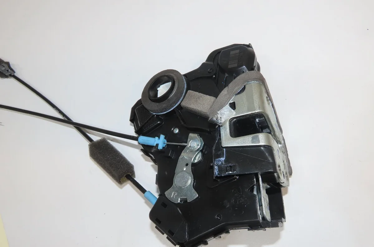 Serrure porte ard Honda CIVIC IX (FK) 1.6 i-dtec (fk3) (2013) occasion