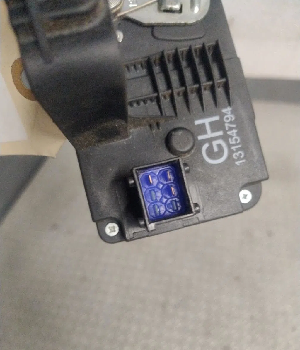 Serrure porte ard Opel MERIVA A Monospace (X03) 1.7 cdti (e75) (2003-2010) occasion