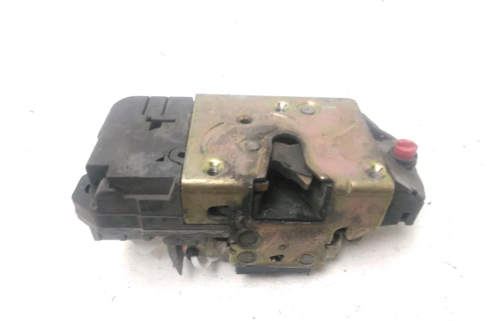 Serrure porte ard Peugeot 206 3-5 portes (2A-C) 2.0 hdi 90 (1999-2009) 5 portes occasion
