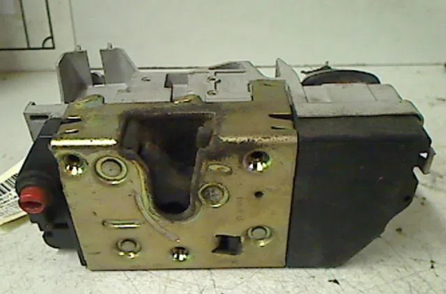 Serrure porte ard PEUGEOT 307 occasion