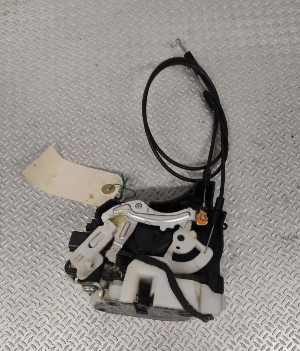 Serrure porte ard PEUGEOT 4007 occasion