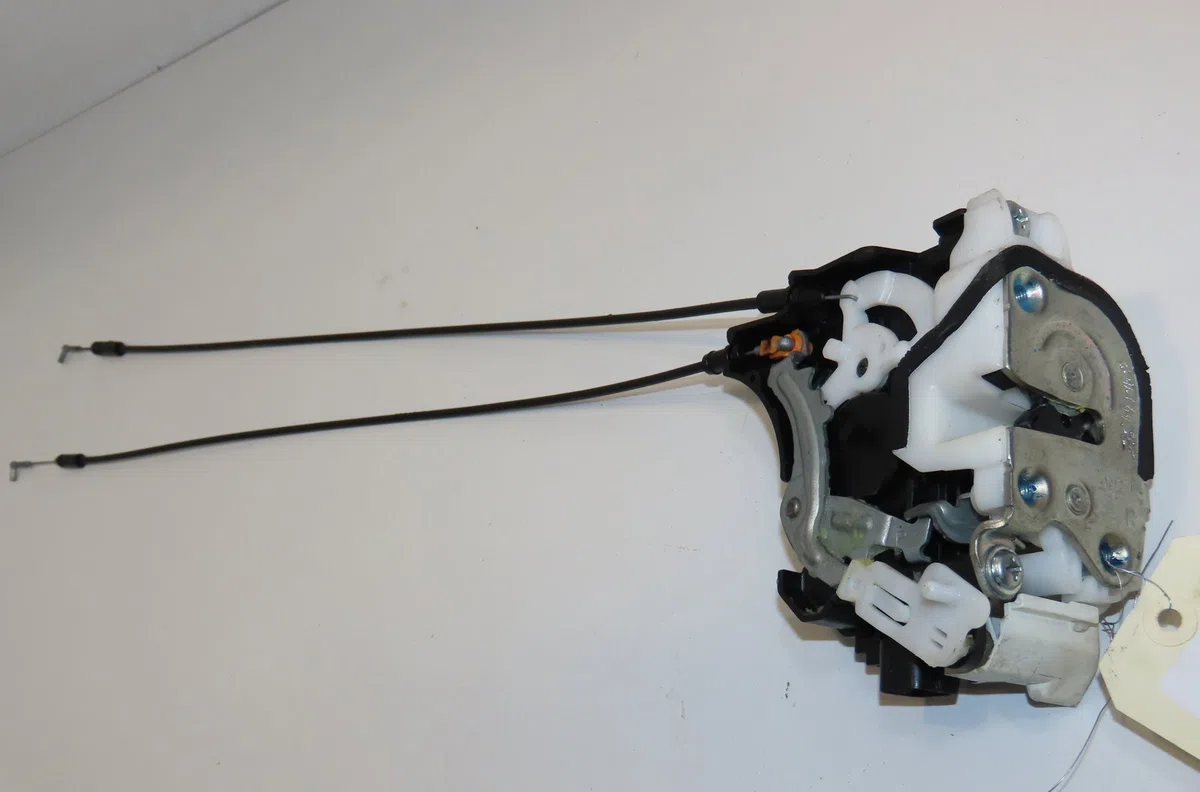 Serrure porte ard Peugeot 4007 (VU_, VV_) 2.2 hdi (2007-2013) occasion