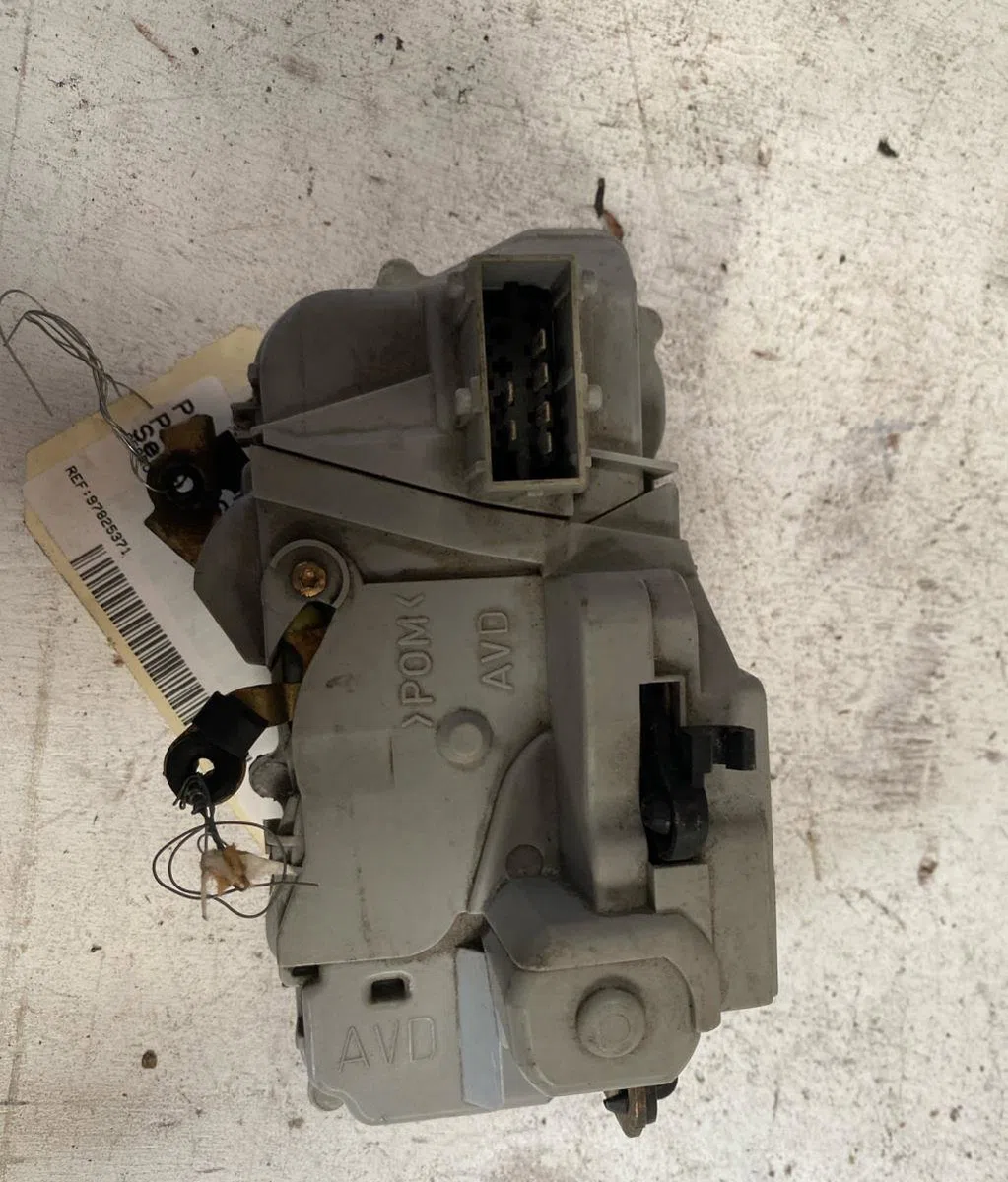 Serrure porte ard Peugeot 406 (8B) 1.9 d (1996-2004) occasion