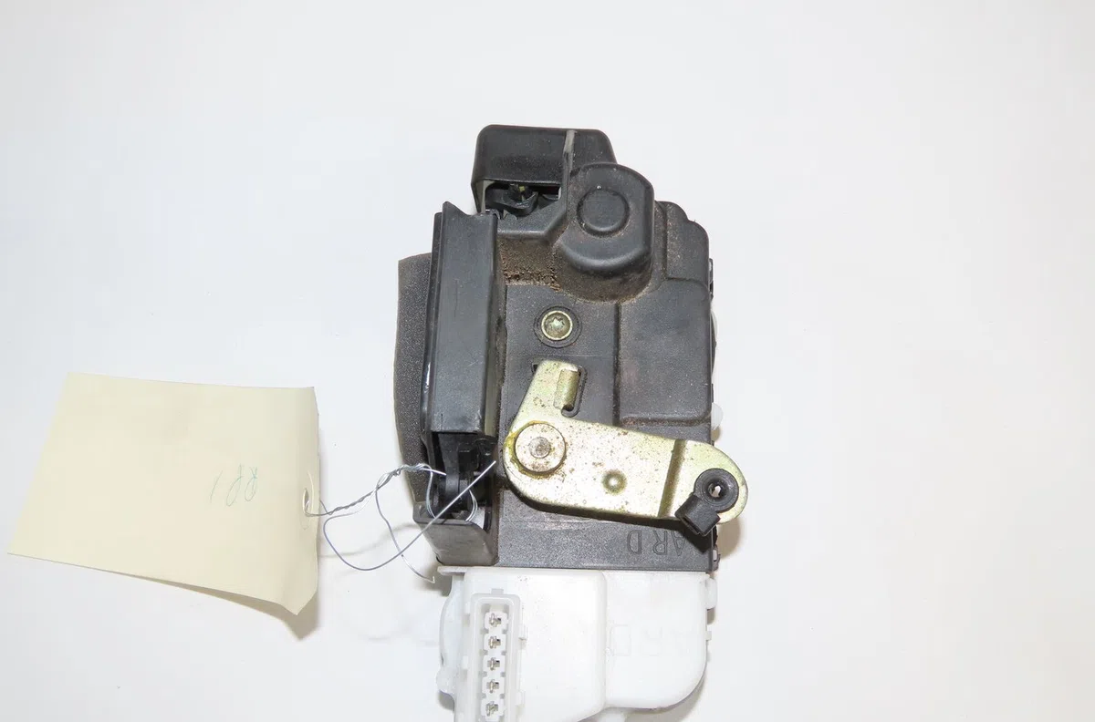 Serrure porte ard Peugeot 607 (9D, 9U) 2.2 16v (2000-2005) occasion