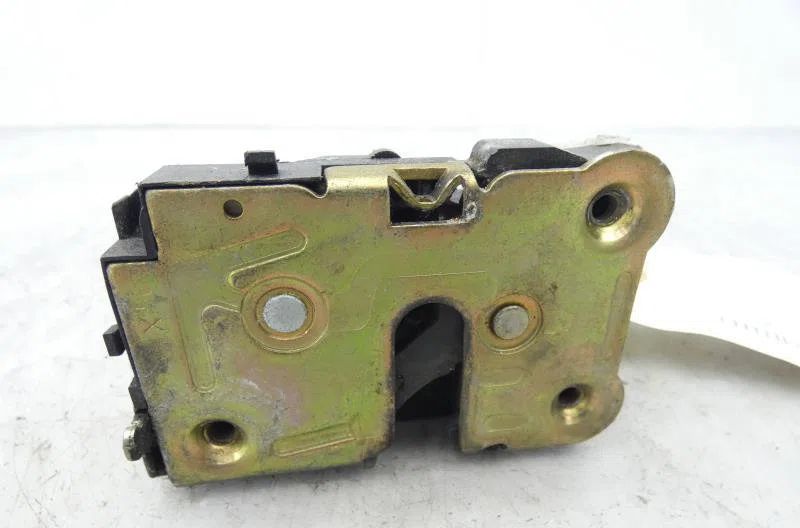 Serrure porte ard RENAULT CLIO 1 PHASE 3 occasion