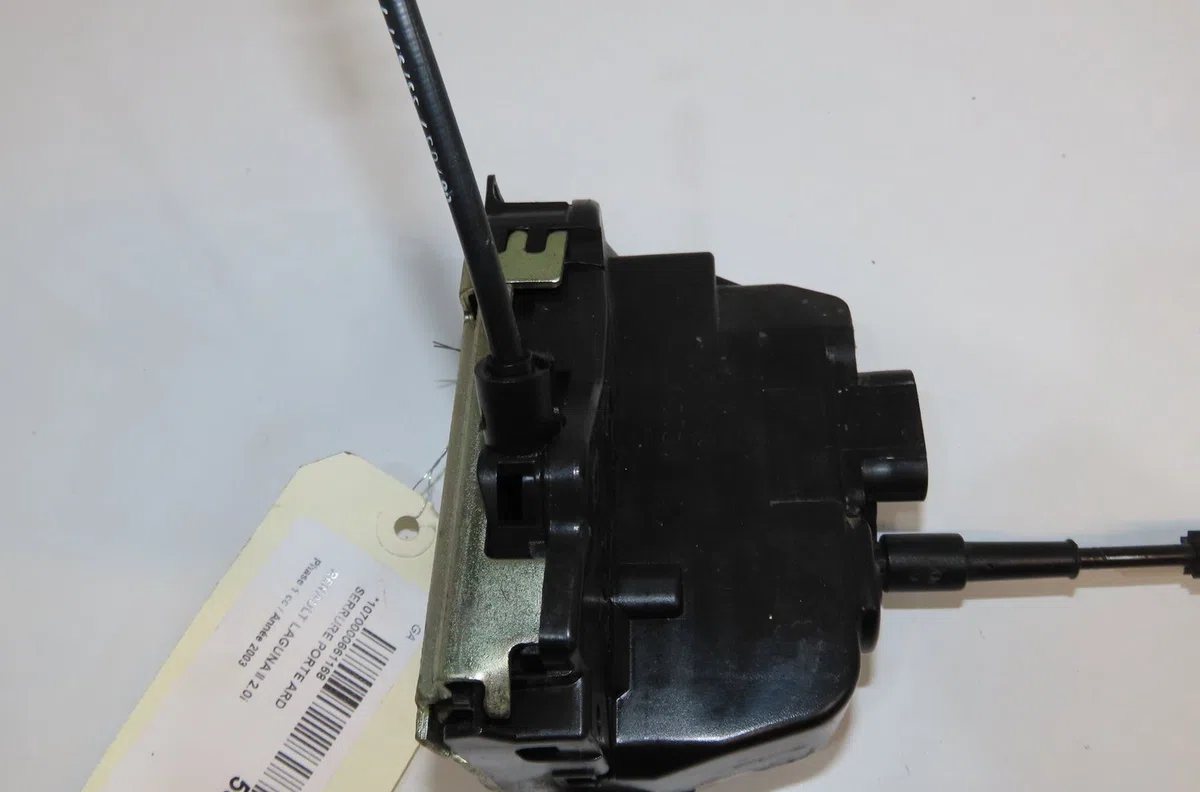 Serrure porte ard Renault LAGUNA II (BG0-1_) 2.0 16v (bg00, bg0k, bg0p, bg0w) (2002-2007) 5 portes occasion