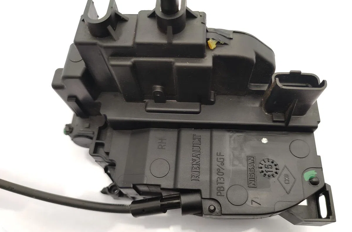 Serrure porte ard RENAULT SCENIC 3 PHASE 3 occasion