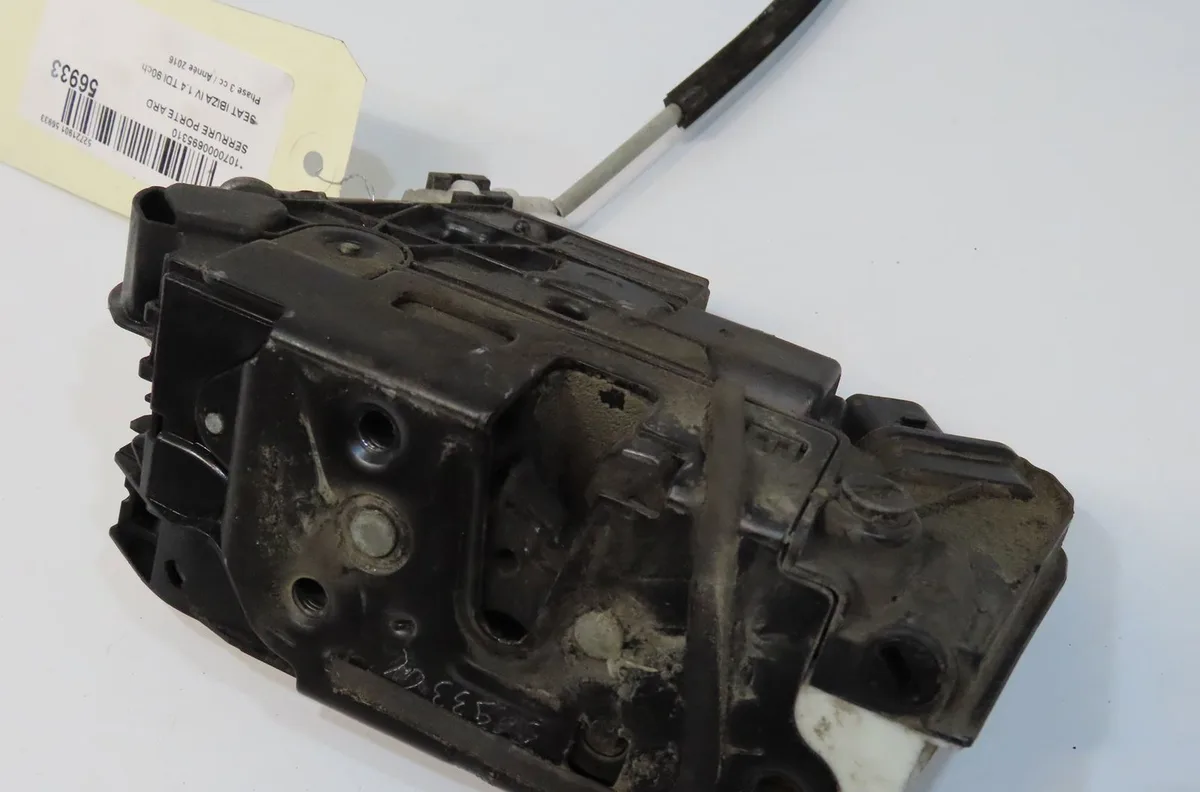Serrure porte ard Seat IBIZA IV (6J5, 6P1) 1.4 tdi (2008-2010) occasion