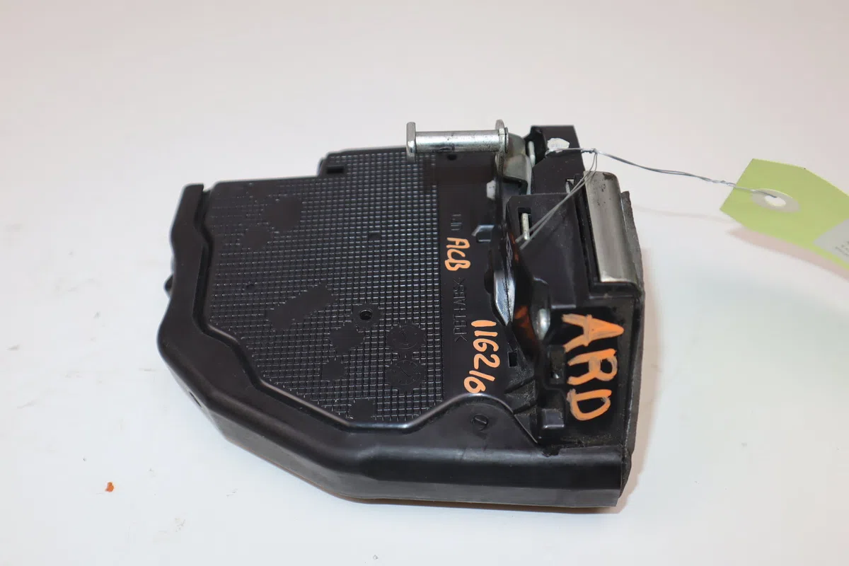 Serrure porte ard Toyota VERSO (_R2_) 2.0 d-4d (aur20_) (2009-2018) occasion