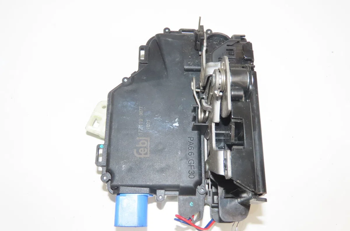 Serrure porte ard Volkswagen POLO (9N_, 9A_) 1.4 tdi (2001-2005) occasion