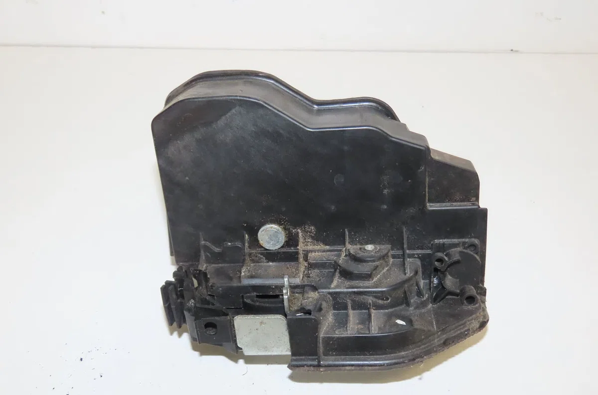 Serrure porte arg Bmw 1 (F20) 118 d (2011-2015) occasion