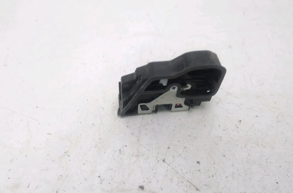 Serrure porte arg Bmw 3 Touring (F31) 316 d (2012-2019) occasion