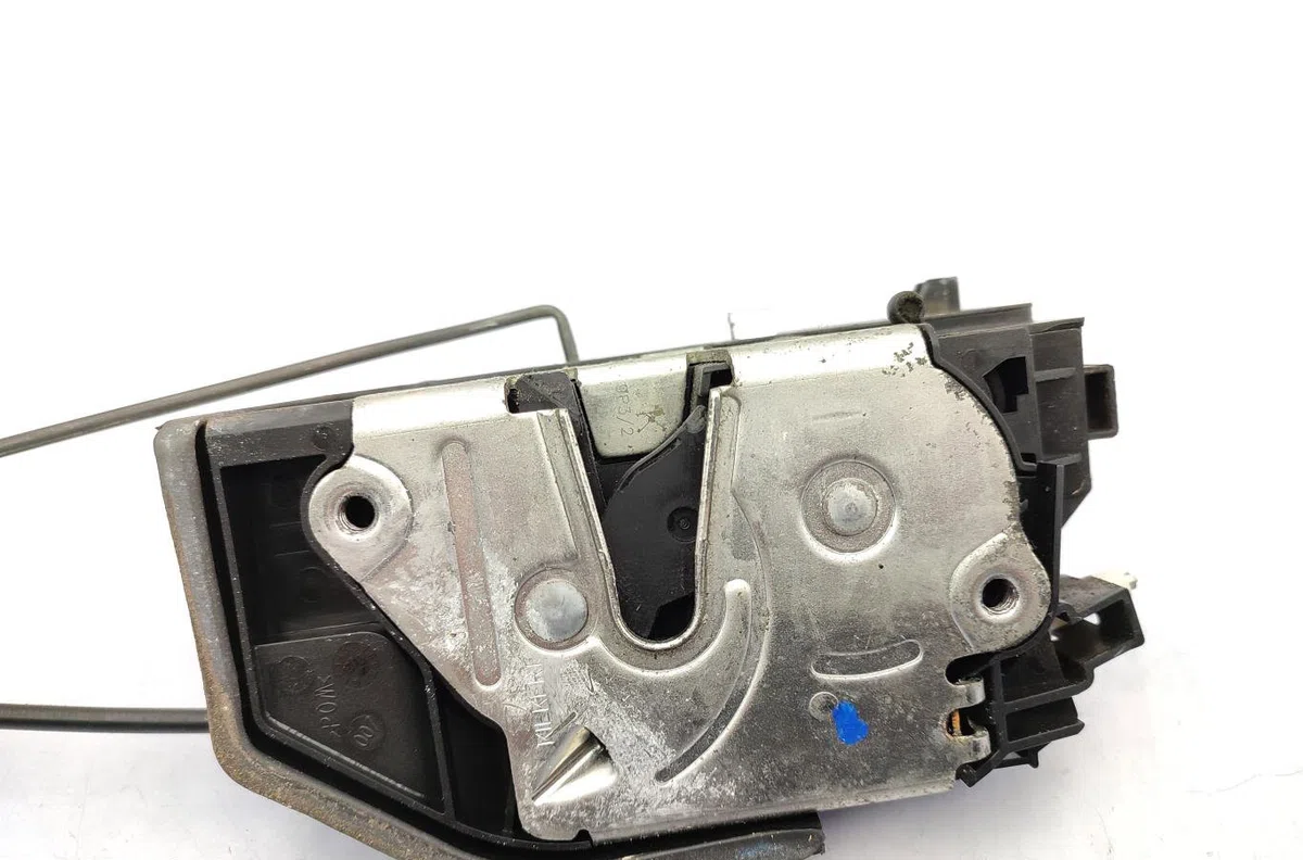 Serrure porte arg BMW SERIE 5 E60 PHASE 2 occasion