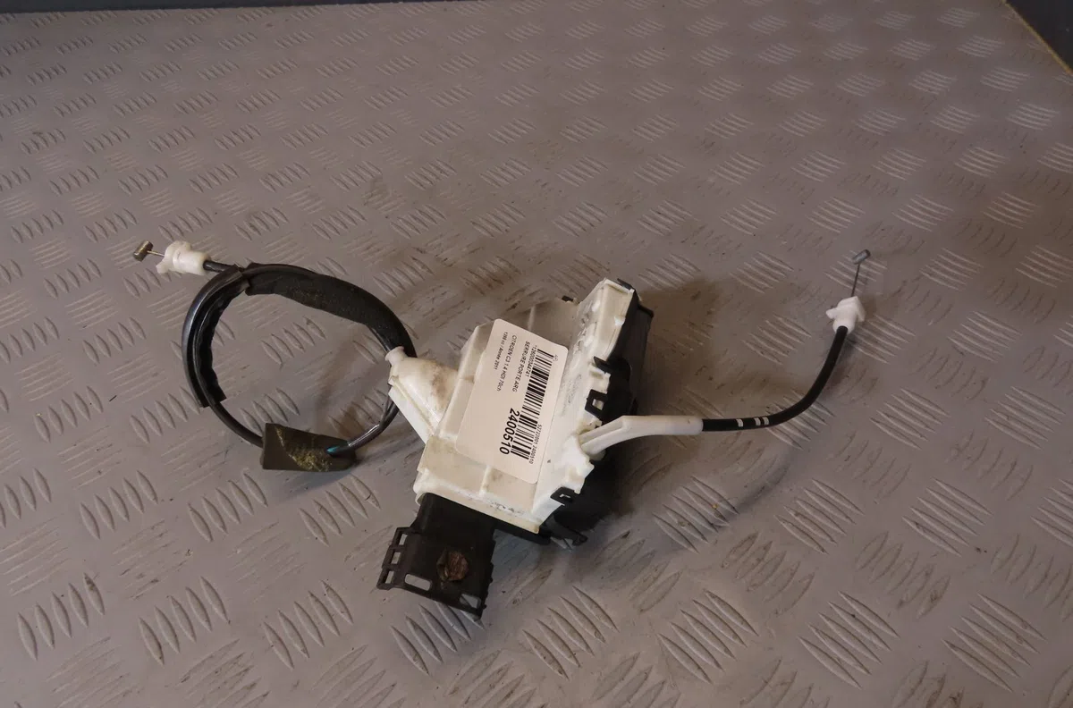 Serrure porte arg Citroen C3 II (SC_) 1.4 hdi 70 (sc8hzc, sc8hr0, sc8hp4) (2009) 5 portes occasion