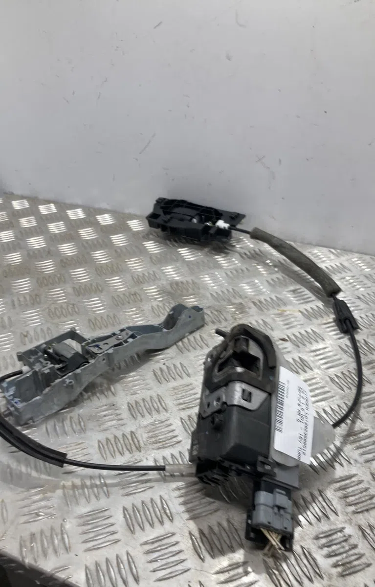 Serrure porte arg CITROEN C5 2 occasion