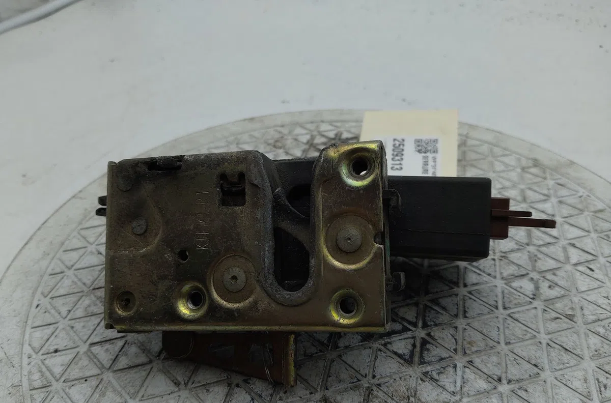 Serrure porte arg CITROEN SAXO occasion