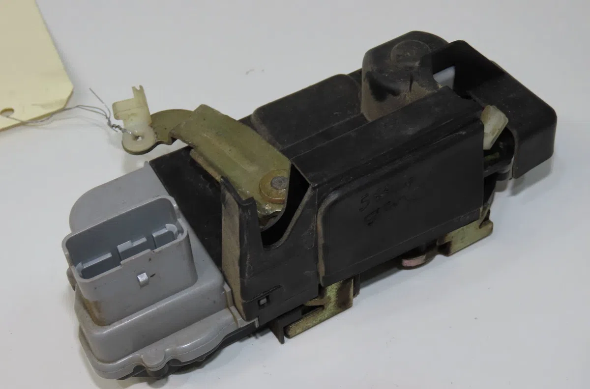 Serrure porte arg Citroen XSARA PICASSO (N68) 2.0 hdi (1999-2011) 5 portes occasion