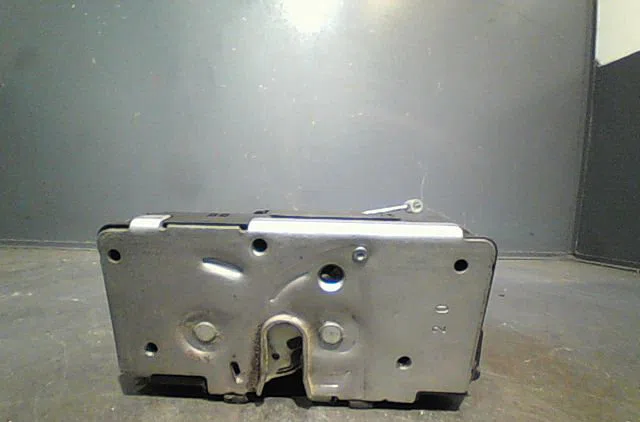 Serrure porte arg Fiat GRANDE PUNTO (199_) 1.3 d multijet (2008) occasion