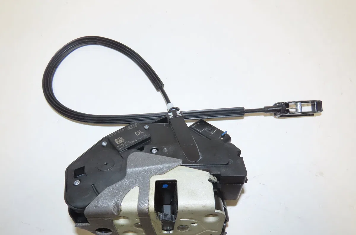 Serrure porte arg Ford C-MAX II (DXA-CB7, DXA-CEU) 1.0 ecoboost (2012-2019) occasion