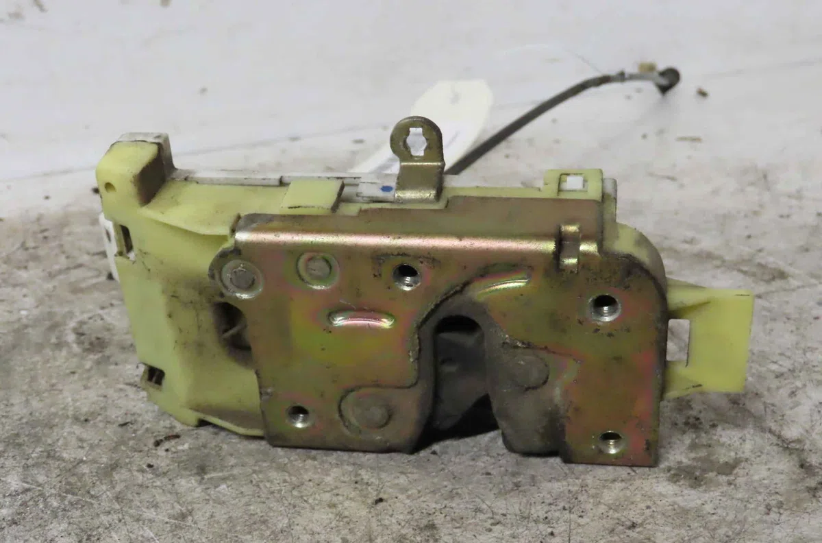 Serrure porte arg FORD FOCUS I occasion