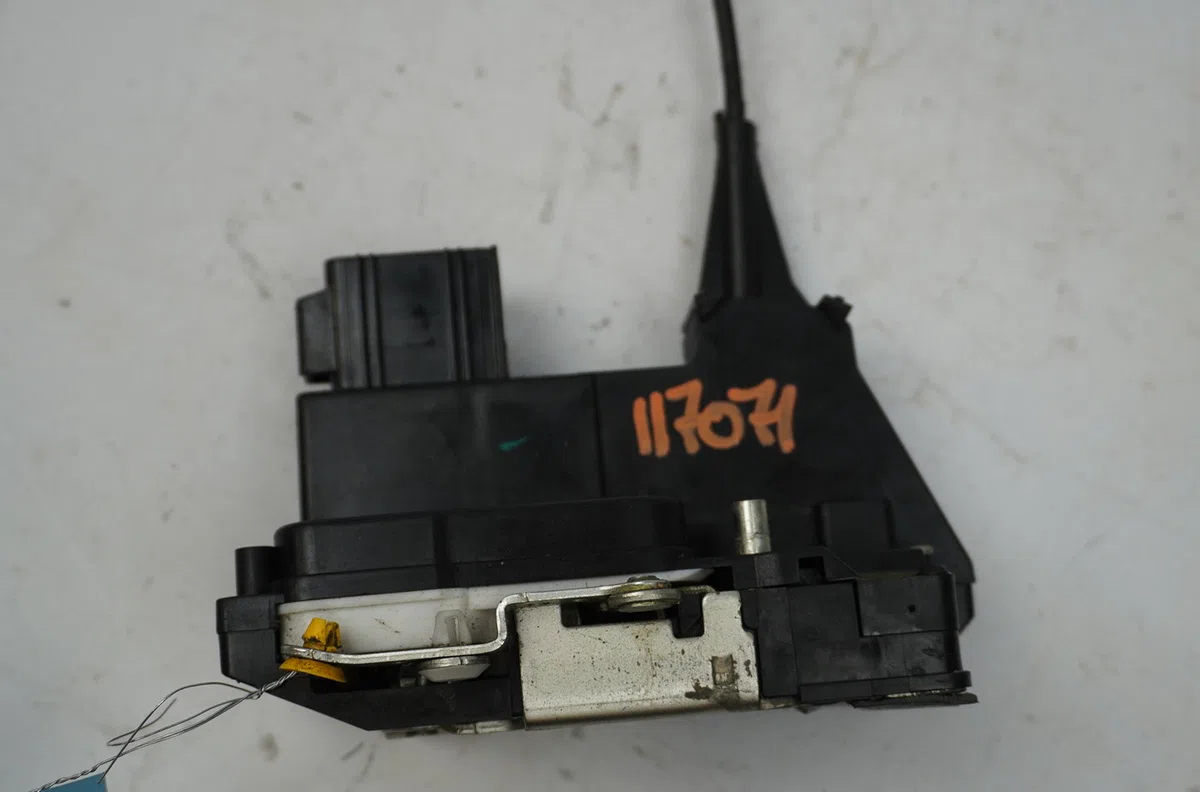 Serrure porte arg Ford FUSION (JU_) 1.6 tdci (2004-2012) 5 portes occasion