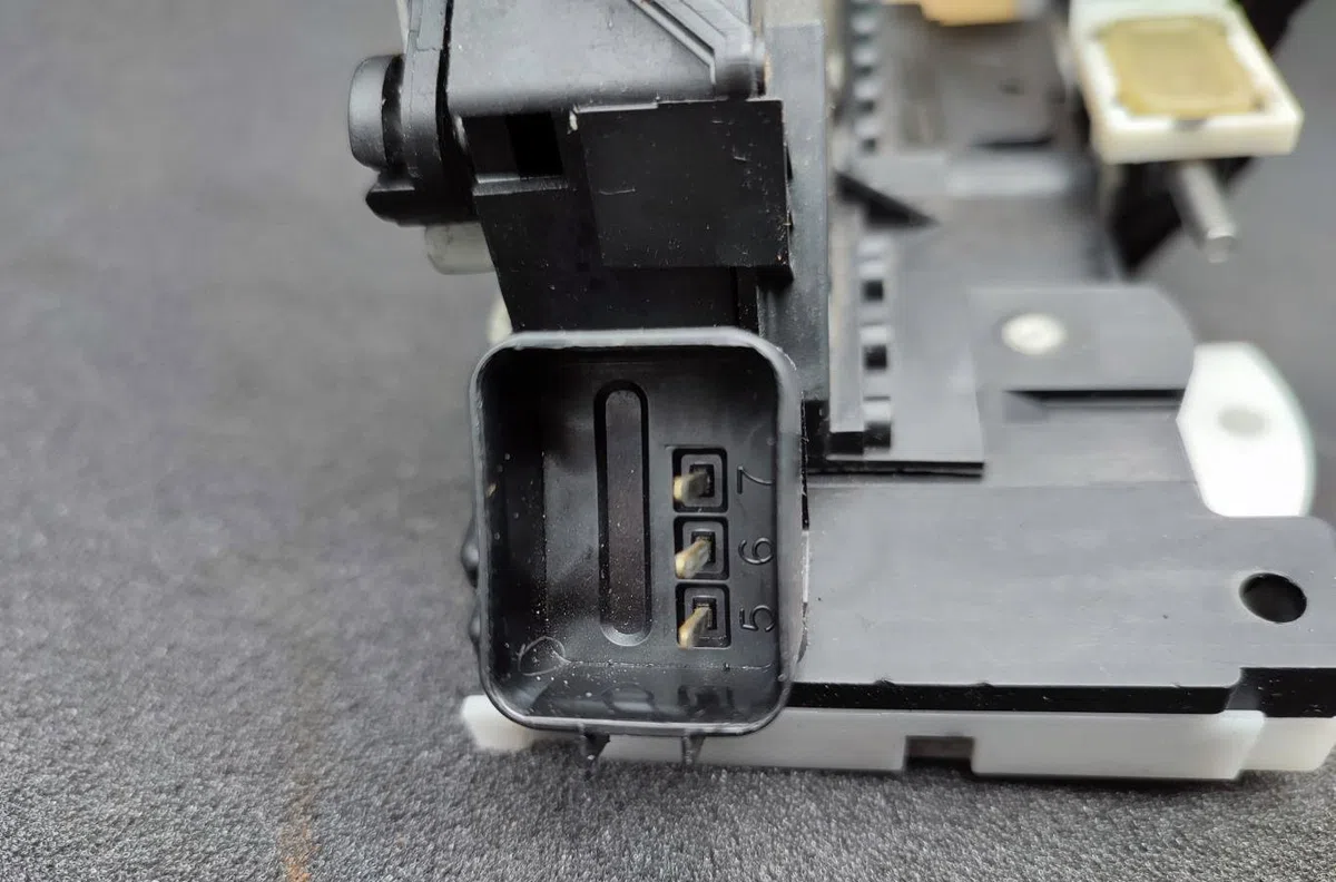 Serrure porte arg FORD MONDEO 2 occasion