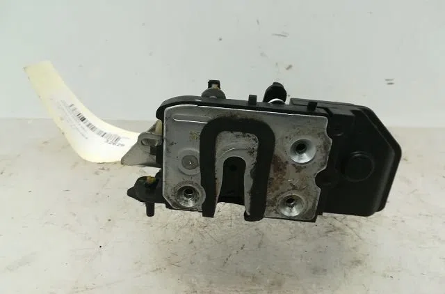 Serrure porte arg Hyundai I10 I (PA) 1.2 (2011-2013) occasion