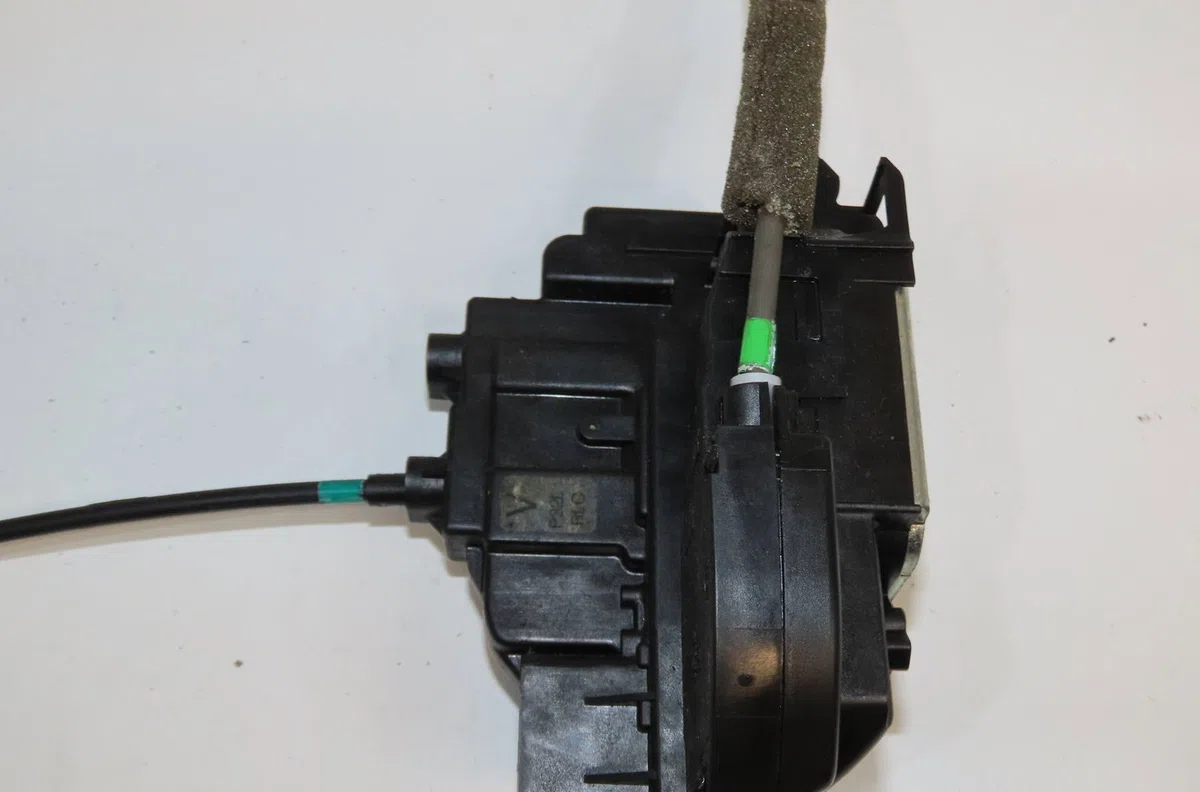 Serrure porte arg Nissan QASHQAI - QASHQAI 2 I (J10, NJ10, JJ10E) 1.5 dci (2010-2013) 5 portes occasion
