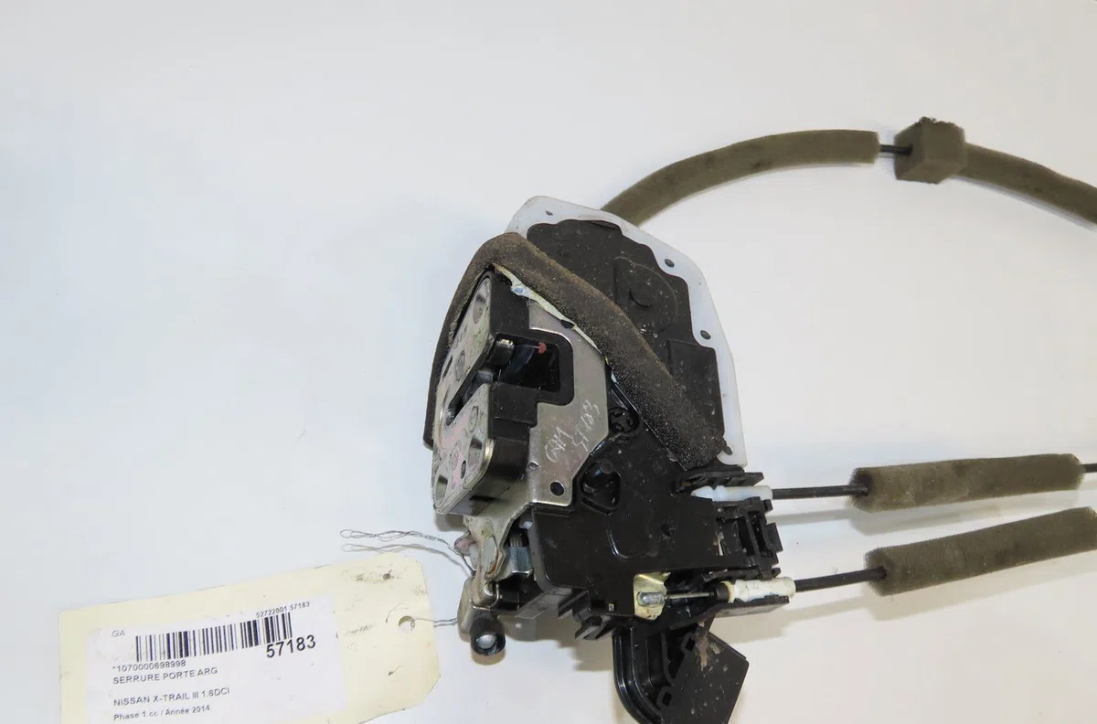 Serrure porte arg Nissan X-TRAIL III (T32_, T32R, T32RR) 1.6 dci (t32) (2014) occasion
